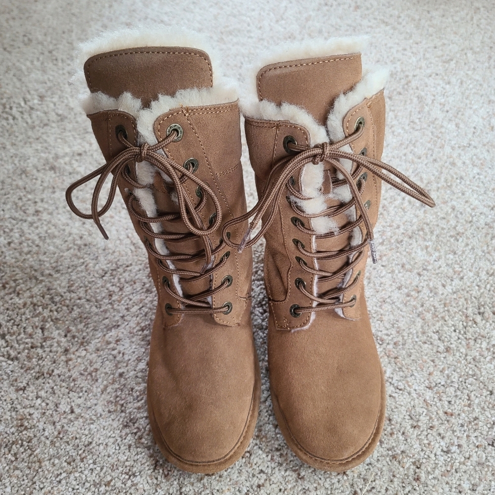 BearPaw Womens Boots size 7